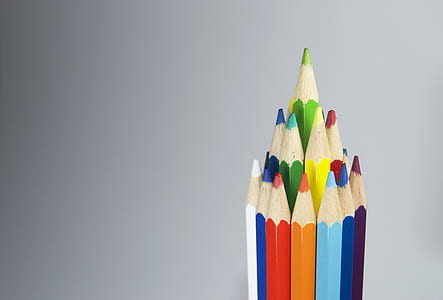pyramid of color pencils thumbnail