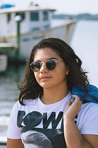 woman posing for photo thumbnail