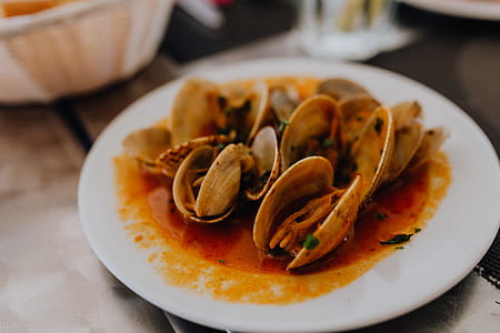 Roasted Mixed Seafood Contain Crabs, Mussels, Big Shrimps, Calamari Squids thumbnail