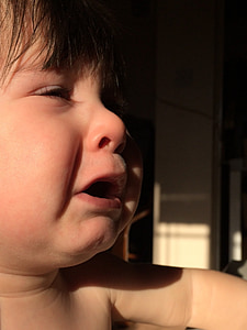 photograph of crying toddler thumbnail