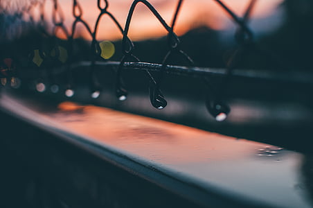 close-up photo of chain-link fence thumbnail