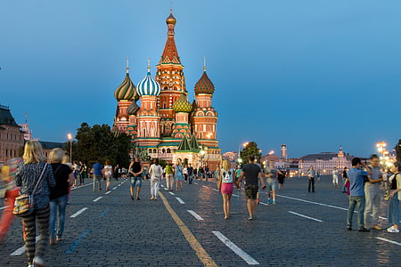 photography of St. Basil's Cathedral thumbnail