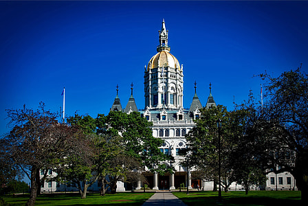 Full View of the Connecticut State Capital in Hartford thumbnail