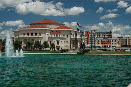 Palladium at the Center for the Performing Arts in Carmel, Indiana thumbnail