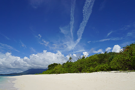 Secluded Beach, Clear Blue Sky thumbnail