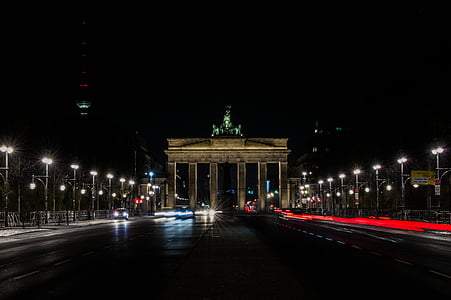 Brandenburg Gate near lamp posts thumbnail