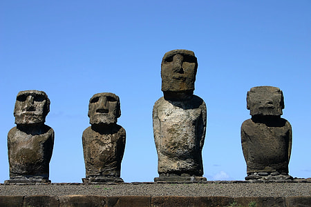 Moia Statue, Easter Island thumbnail