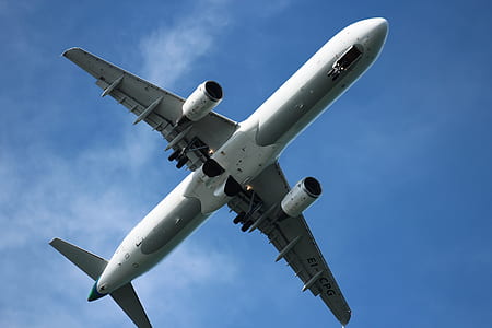 airliner flying on the sky thumbnail