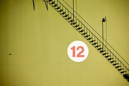 black stair illustration thumbnail
