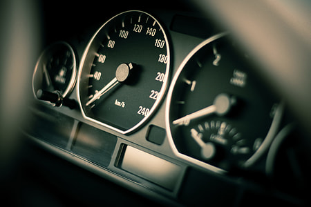 BMW Speed-o-meter thumbnail