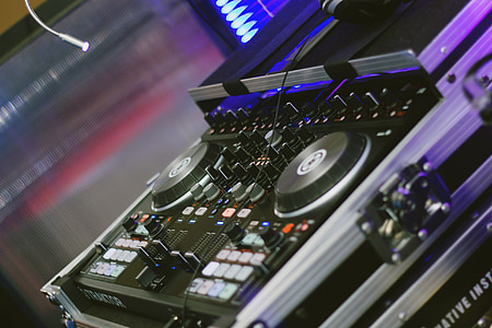 black and gray DJ turntable thumbnail