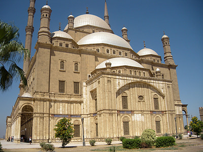 Grand mosque in Cairo, Egypt thumbnail