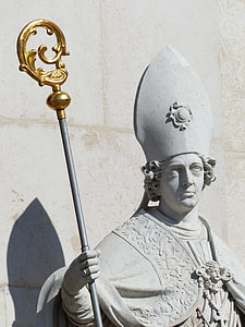 Vergilius St Statue, Salzburg Cathedral thumbnail
