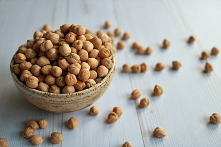 Chickpea in a bowl thumbnail