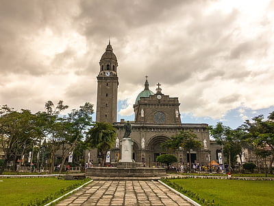 ancient cathedral with surrounding trees thumbnail