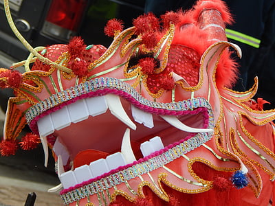 Chinese dragon decor thumbnail
