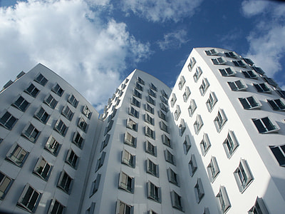 Gehry Architecture, Gehry Buildings thumbnail