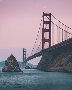 Golden Gate Bridge during daytime thumbnail