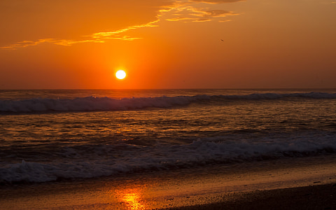 timelapse photo of seashore during sunset thumbnail