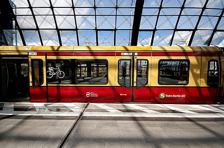 yellow and red train thumbnail