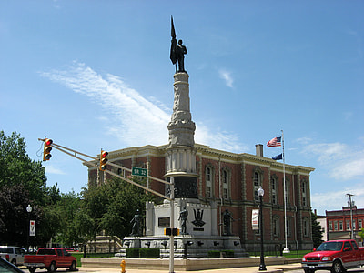 Randolph County Courthouse in Winchester, Indiana thumbnail