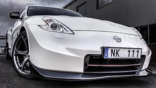 White Nissan Fairlady 370z Digital Wallpaper thumbnail