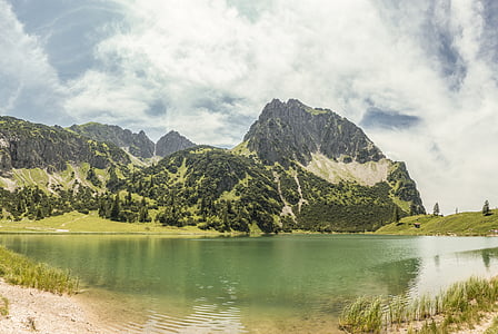 mountain and lake thumbnail