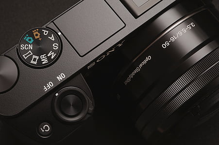 black Sony DLSR camera thumbnail