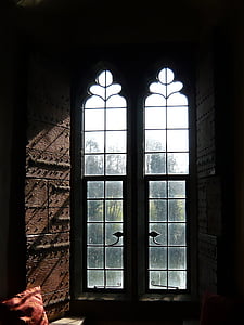 closed glass windows thumbnail