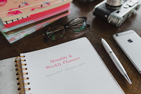 Pink calendar thumbnail