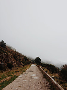 gray road thumbnail