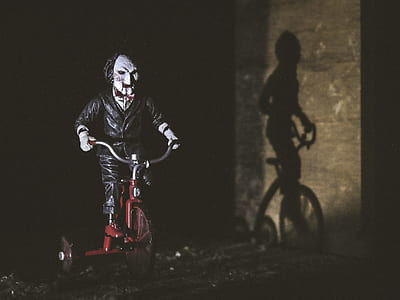 Jigsaw riding bike thumbnail