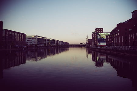 body of water between buildings thumbnail