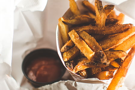 potato fries with brown sauce thumbnail