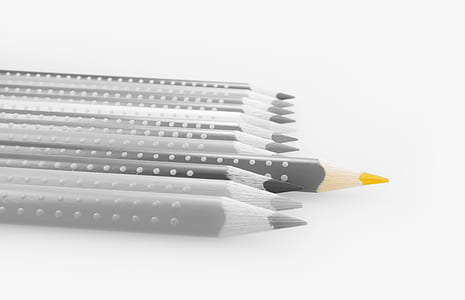 selective color color pencil thumbnail