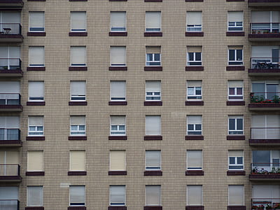 blinded and unblinded building windows thumbnail