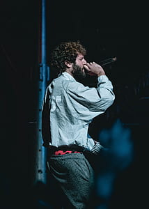 man singing thumbnail