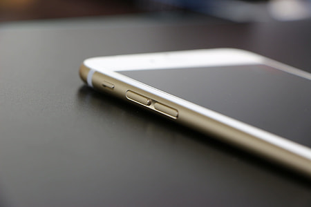 silver android smartphone thumbnail