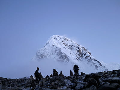 snow-covered mountain thumbnail