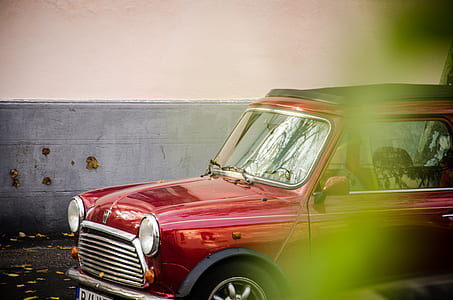 classic red vehicle thumbnail