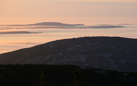 silhouette of mountains thumbnail