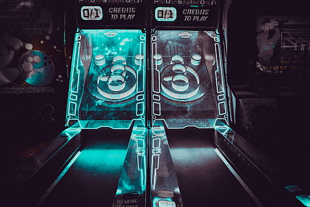 turned on light arcade game thumbnail