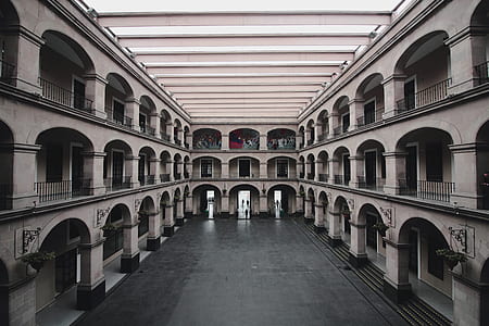 courtyard thumbnail