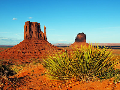 brown rock formation thumbnail