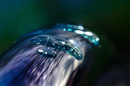 macro photo of water droplet thumbnail