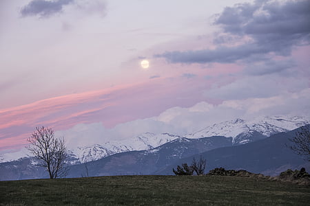 snow covered mountain thumbnail