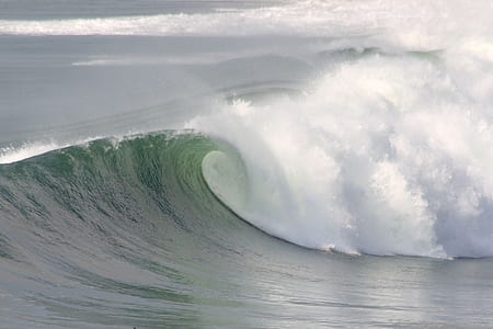 big waves thumbnail