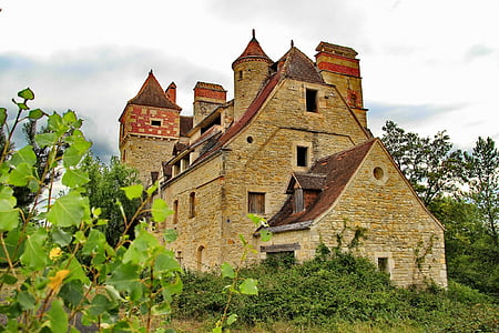 brown brick castle thumbnail