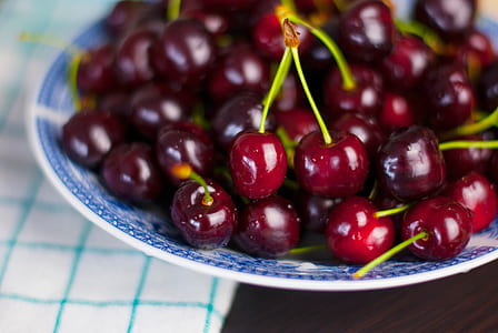 plate of red cherries thumbnail