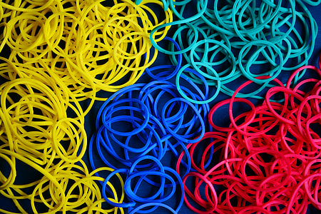 blue, yellow, and red rubber bands thumbnail